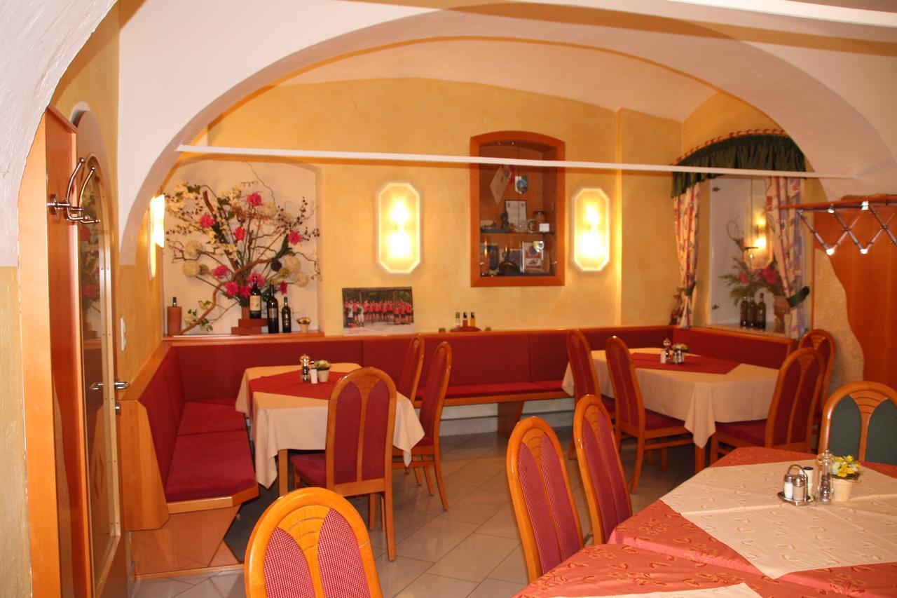 ליבניץ Hotel Lang מראה חיצוני תמונה