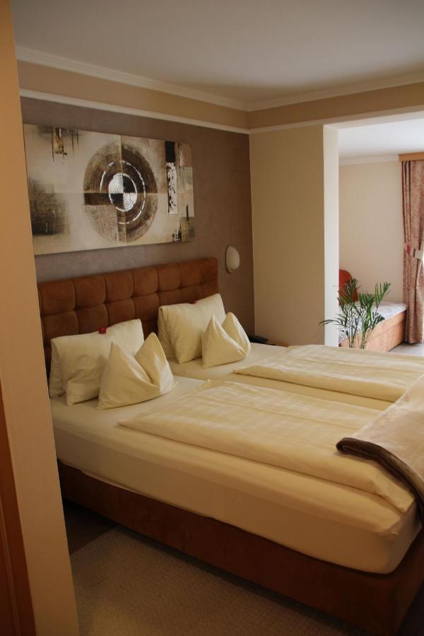 ליבניץ Hotel Lang מראה חיצוני תמונה