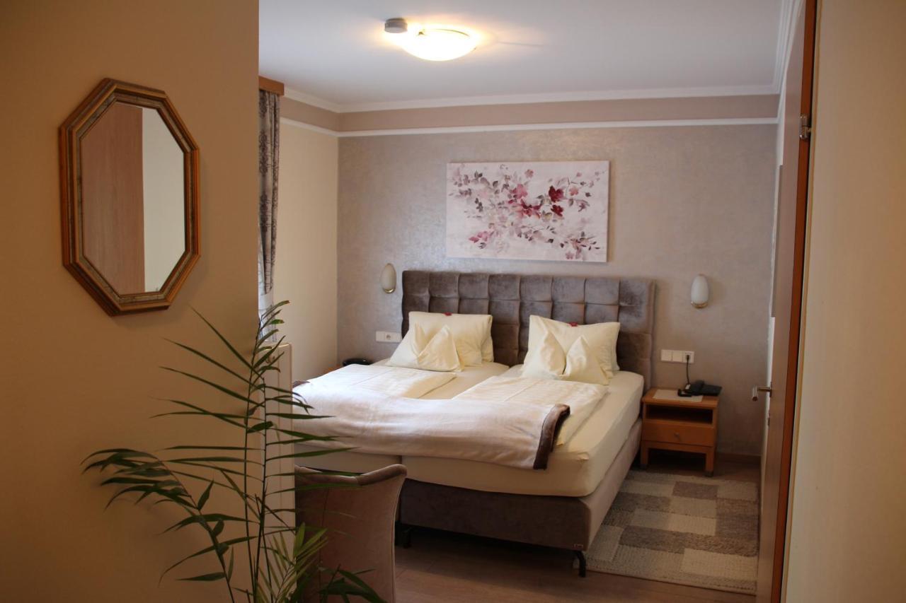 ליבניץ Hotel Lang מראה חיצוני תמונה
