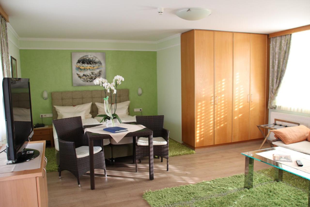 ליבניץ Hotel Lang מראה חיצוני תמונה